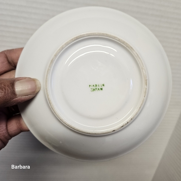 Vintage Porcelain Japanese Floral Teacup and Saucer Set - Picture 7 of 12